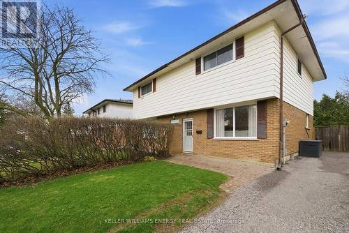 441 MAPLEWOOD DRIVE  Oshawa (O'Neill), ON L1G 5R7