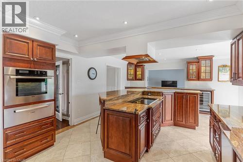 667 Burnett Avenue, Cambridge, ON - Indoor Photo Showing Kitchen