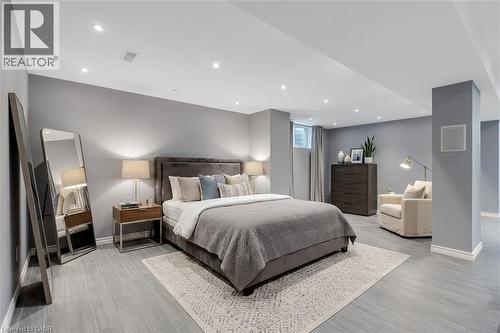 667 Burnett Avenue, Cambridge, ON - Indoor Photo Showing Bedroom
