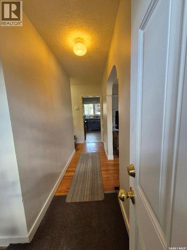 203 4Th Avenue S, Yorkton, SK - Indoor Photo Showing Other Room