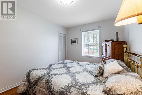 1009 Leonard Avenue, Cornwall, ON - Indoor Photo Showing Bedroom