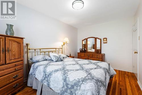 1009 Leonard Avenue, Cornwall, ON - Indoor Photo Showing Bedroom