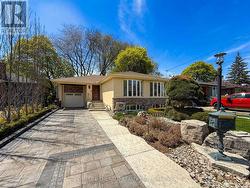 26 KOOS ROAD  Toronto, ON M9C 1W3