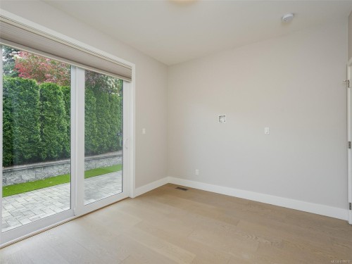 4-10490 Resthaven Dr, Sidney, BC 