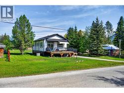 888 Canyon Creek Road  Golden, BC V0A 1H2