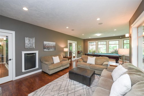1331 Hudson Rd, Comox, BC 
