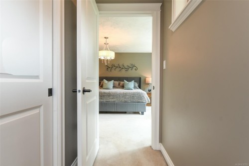 1331 Hudson Rd, Comox, BC 