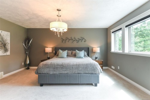 1331 Hudson Rd, Comox, BC 