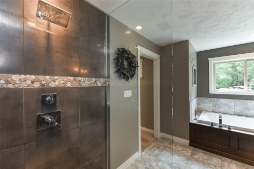 1331 Hudson Rd, Comox, BC 
