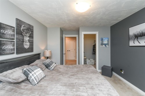 1331 Hudson Rd, Comox, BC 