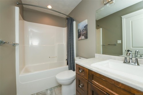 1331 Hudson Rd, Comox, BC 