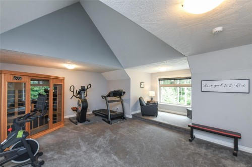 1331 Hudson Rd, Comox, BC 