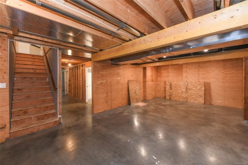 1331 Hudson Rd, Comox, BC 