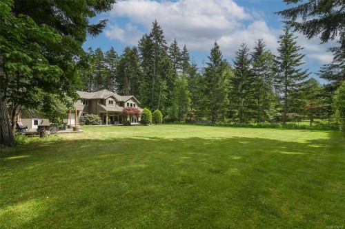 1331 Hudson Rd, Comox, BC 