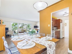 401-1665 Oak Bay Ave Victoria, BC V8R 1B5