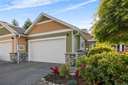 6353 Pinewood Lane Nanaimo, BC V9V 1A4