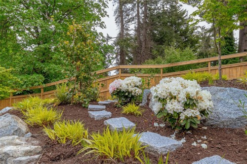4906 Cordova Bay Rd, Saanich, BC 