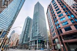 3210 - 38 GRENVILLE STREET Toronto, ON M4Y 3G5