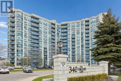305 - 340 WATSON STREET W Whitby, ON L1N 9G1
