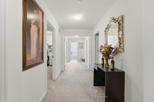 65 Cactus Crescent, Hamilton, ON - Indoor Photo Showing Other Room
