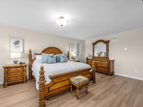 74 Styles Crescent, Ajax, ON - Indoor Photo Showing Bedroom