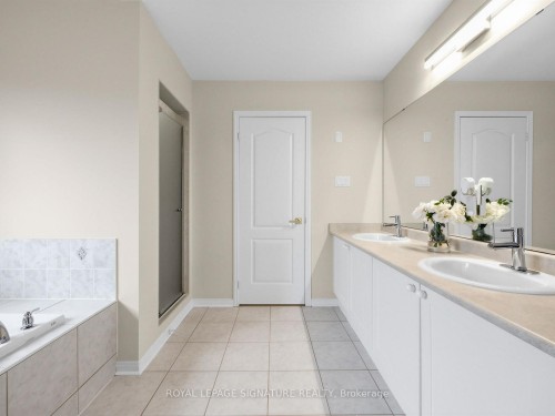 74 Styles Crescent, Ajax, ON - Indoor Photo Showing Bathroom