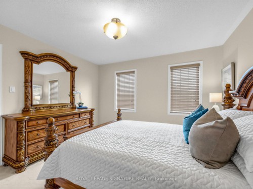 74 Styles Crescent, Ajax, ON - Indoor Photo Showing Bedroom