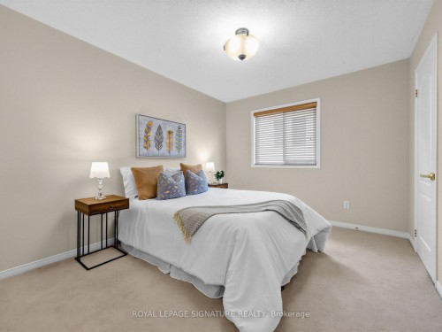 74 Styles Crescent, Ajax, ON - Indoor Photo Showing Bedroom