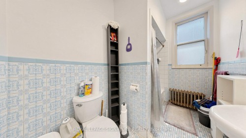 132 Marion Street, Toronto, ON - Indoor Photo Showing Other Room