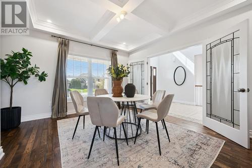 23 Old Ruby Lane, Puslinch, ON - Indoor Photo Showing Dining Room
