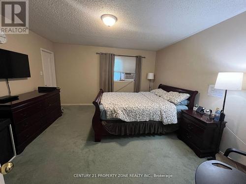3242 Tortola Court, Mississauga, ON - Indoor Photo Showing Bedroom