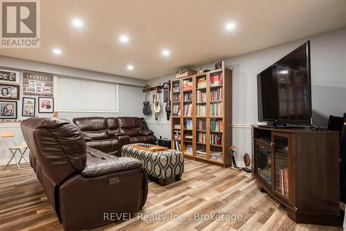 9 Amberwood Court, St. Catharines (Lakeport), ON - Indoor