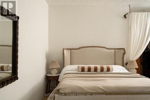 1198 Tiny Beaches Road N, Tiny, ON - Indoor Photo Showing Bedroom
