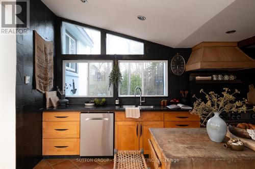 1198 Tiny Beaches Road N, Tiny, ON - Indoor Photo Showing Kitchen With Double Sink