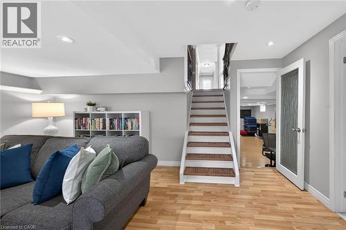 135 Independence Drive, Hamilton, ON - Indoor Photo Showing Other Room