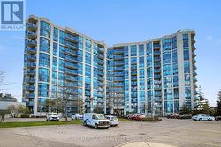 112 - 340 WATSON STREET W Whitby (Port Whitby), ON L1N 9G1