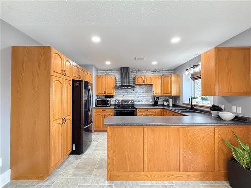 Lots of Counterspace - 12 Dominion Way, Brandon, MB - Indoor Photo Showing Kitchen