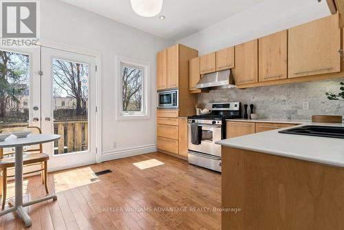 5 Mark Street, Toronto, ON - Indoor Photo Showing Kitchen