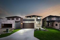 137 Gardner Trail  West St Paul, MB R2V 5J8