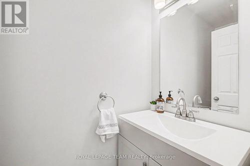 159 Montmorency Way, Ottawa, ON -  Photo Showing Bathroom