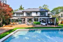 200 CHARTWELL ROAD Oakville (Oo Old Oakville), ON L6J 3Z8