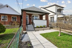 972 Cosburn Avenue Toronto, ON M4C 2W9