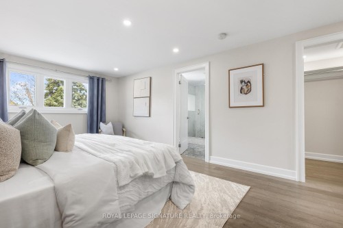 3035 Saracen Court, Mississauga, ON - Indoor Photo Showing Bedroom