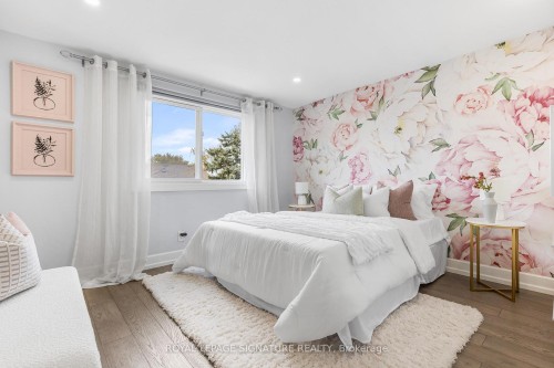 3035 Saracen Court, Mississauga, ON - Indoor Photo Showing Bedroom