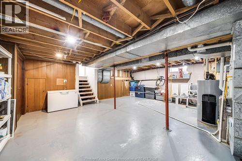 18 Campbell, Merlin, ON - Indoor Photo Showing Basement