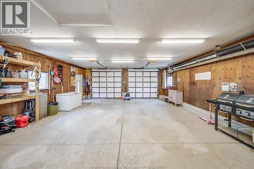 18 Campbell, Merlin, ON - Indoor Photo Showing Garage