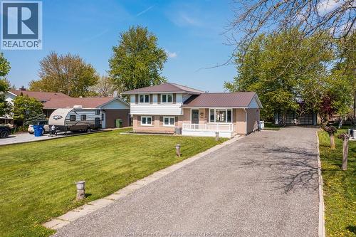 18 Campbell, Merlin, ON - Outdoor
