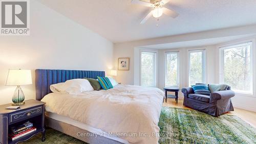 36 Lighthouse Lane E, Collingwood, ON - Indoor Photo Showing Bedroom