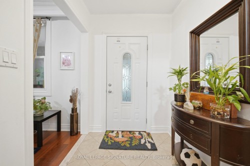 1-2000 Dufferin Street, Toronto, ON 