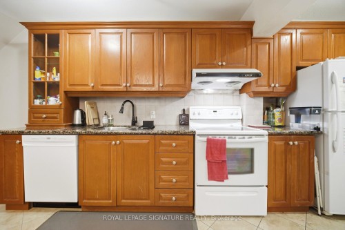 1-2000 Dufferin Street, Toronto, ON 